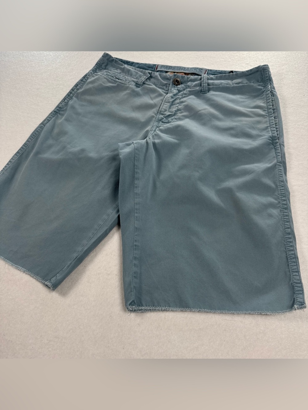 Paperbacks Flat Front Casual Shorts Size 29 Chino Surf Cali Long Raw Hem Bermuda - Picture 10 of 12